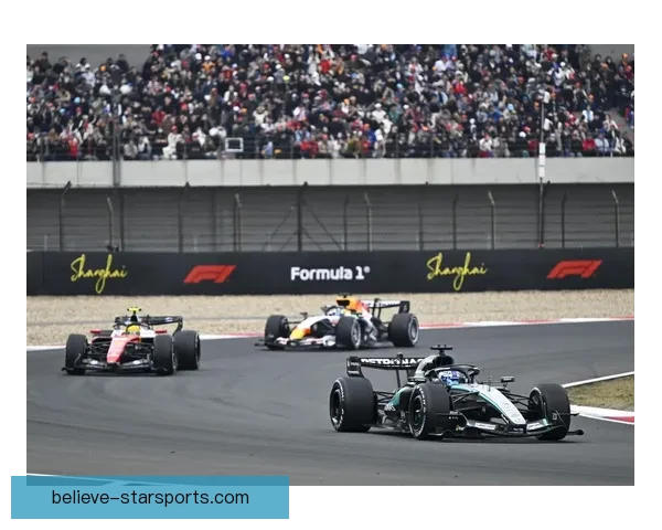 F1赛季战况激烈 法拉利与梅赛德斯竞争愈加白热化